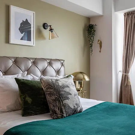 Vakantiehuis Newly Renovated Flat In Historic Center