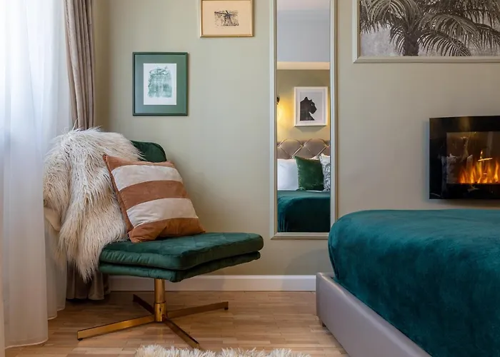 Newly Renovated Flat In Historic Center * Bukurešť