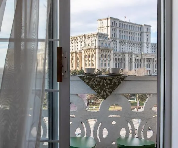 Prázdninový dům Newly Renovated Flat In Historic Center *