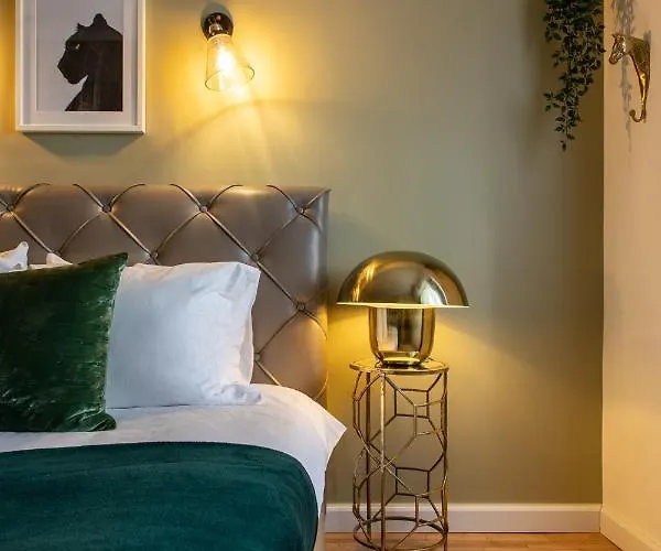 Newly Renovated Flat In Historic Center * Bukurešť